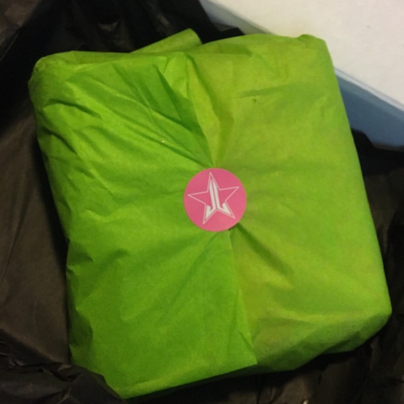 NIB! Mini Breaker JSC Eyeshadow Palette - Picture 6 of 7